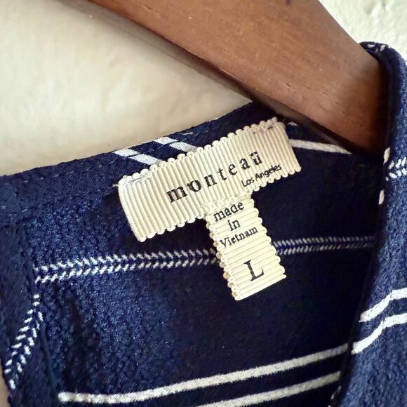 Monteau Los Angeles Size Large Juniors Blouse - Navy Striped Pockets Tie Front - Picture 6 of 9